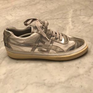 Fendi men’s 8 (is a us10) silver and white leather